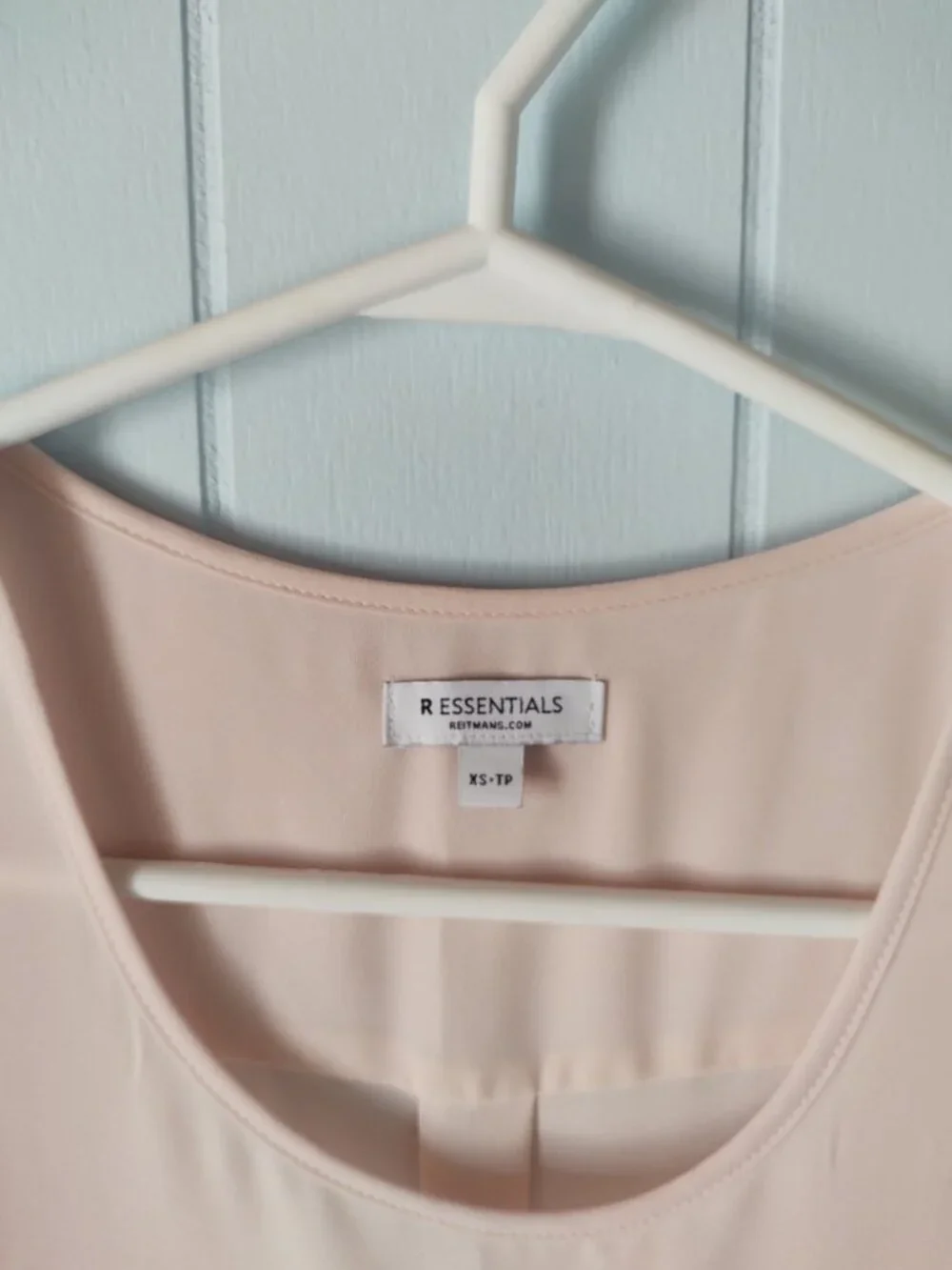 Reitmans Light Pink R Essentials Cap Cleeve Blouse With Pocket - Picture 8 of 8
